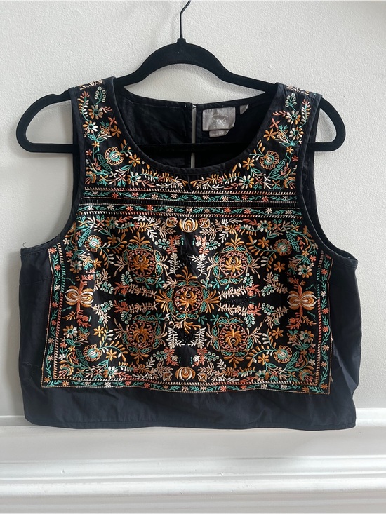 Vanessa Virginia Tops - Vanessa Virginia Anthropologie Black Embroidered Beaded Crop Top L